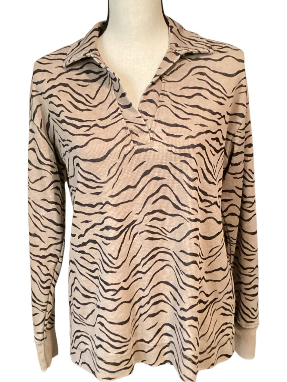 Jane + Delancey Zebra Print Waffle Knit Polo Pullover Medium NWT